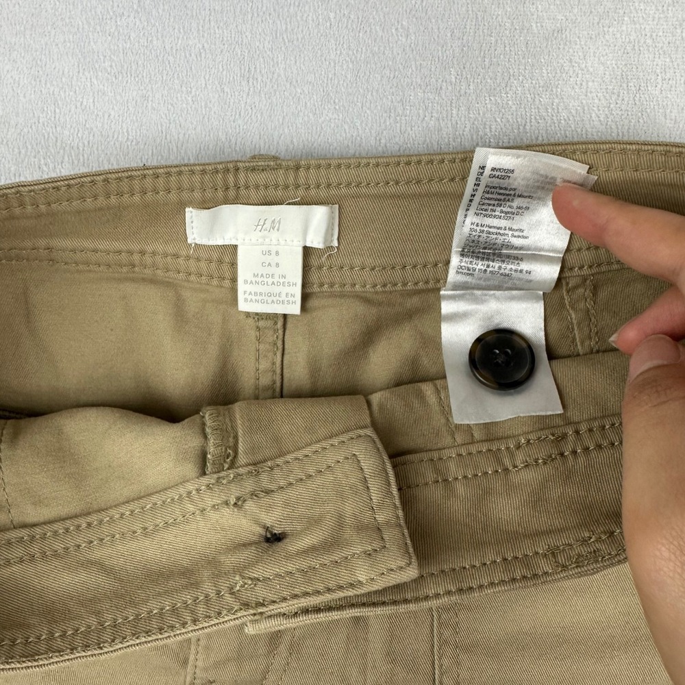 H&M Women's Khaki Cargo Shorts Size 8 Utility Pocket Casual Summer - Picture 5 of 13